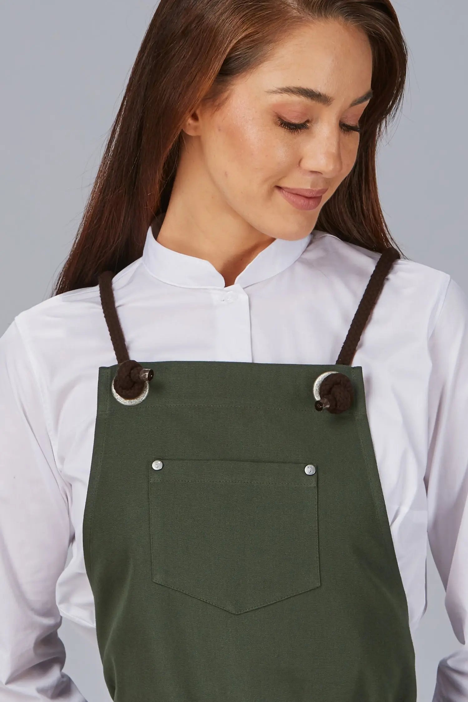Tablier de cuisine à bavette avec cordon tressé - personnalisé